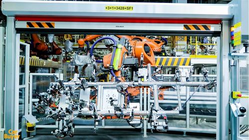 大眾首款純電SUV震撼登場(chǎng) 續(xù)航高達(dá)550公里，傳統(tǒng)車企電動(dòng)化轉(zhuǎn)型加速